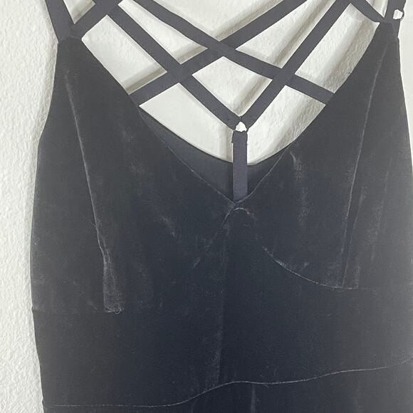 KILLSTAR BLACK MAGICA SKATER VELVET MINI DRESS SIZE M - Picture 4 of 11